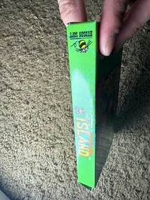 Adventure Island for NES Nintendo Complete In Box CIB Great looking box!