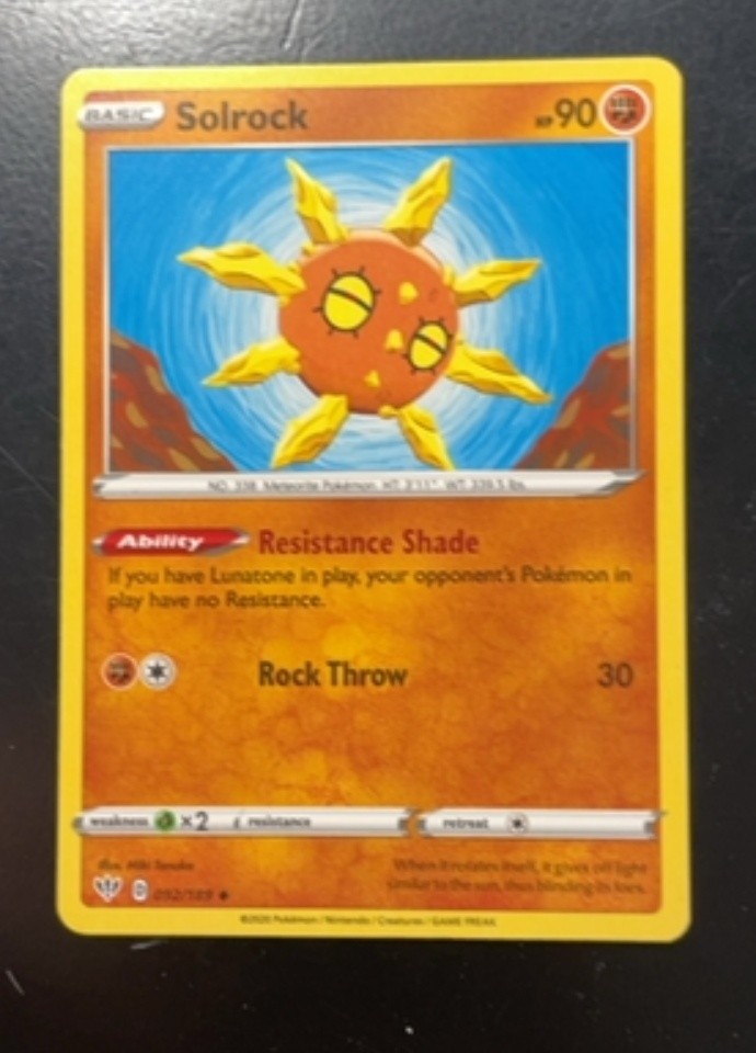 Solrock Uncommon Sword & Shield Darkness Ablaze 92/189