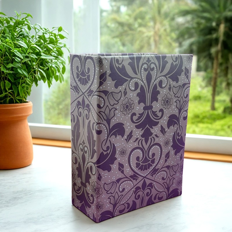 Photo album 4x6 100photos. Custom design. Sealed.