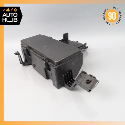Mercedes W166 ML350 Engine Bay Room Relay Junction Fuse Box 1665460143 OEM