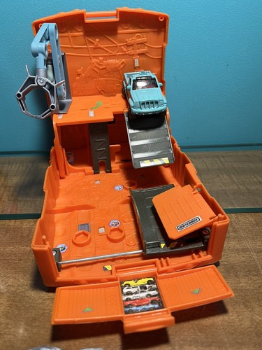 Matchbox Popup Mini Junkyard Adventure Play Set con Camion 2007 Mattel, A-17 - Foto 16 di 24
