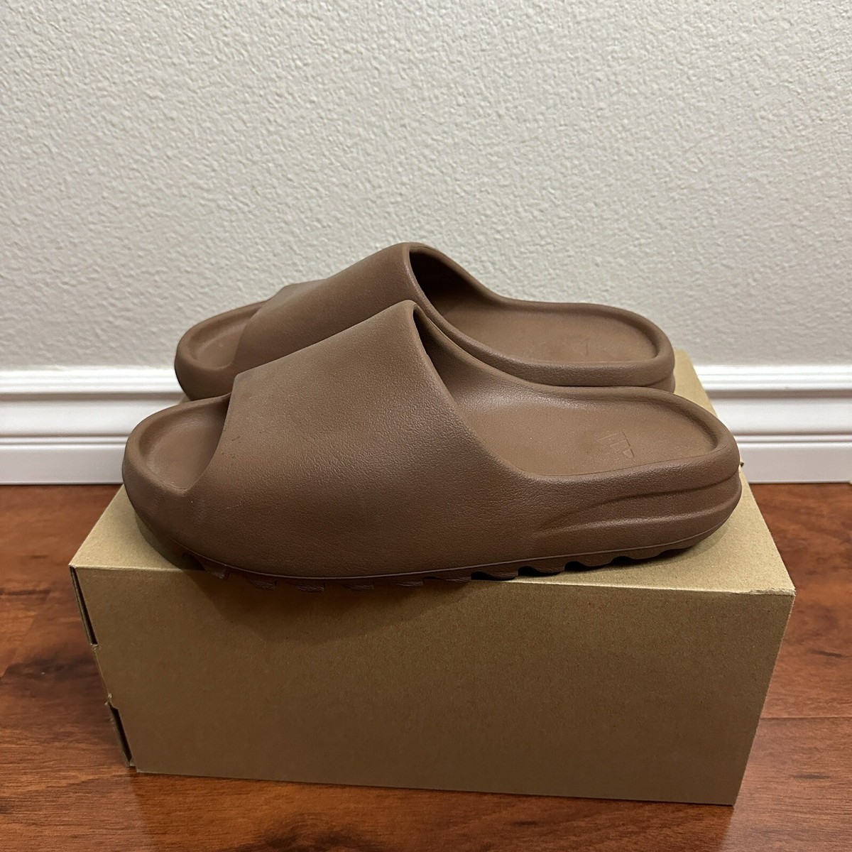 Adidas Yeezy Slide [Flax / Onyx] - Size 10 Men / 11 Women* Brand New Yeezy Slide Onyx. Size 11. $250 Available In Store  main image 4