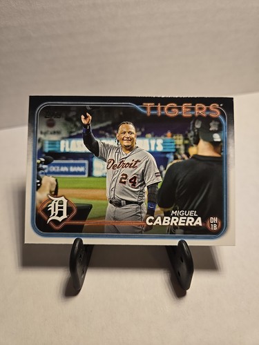 2024 Topps Series 1 #201 Miguel Cabrera Detroit Tigers 092224 - Picture 2 of 5