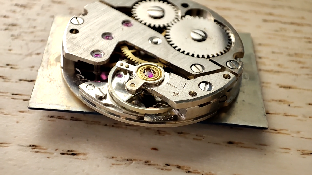 Mouvement De Montre Mécanique Thermidor FE 233-66 25,9 Mm Pour Pièces