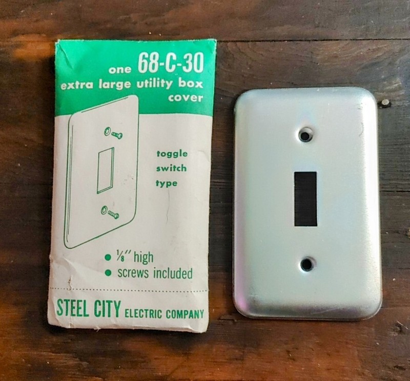 2 NOS STEEL CITY 68 C 30 STEEL TOGGLE WALL SWITCH PLATE COVER Industrial Utility