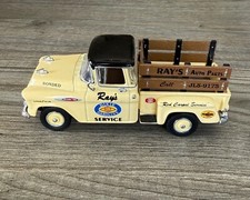 Matchbox Collectibles 1957 Chevy 3100 Dixie Gas Parts Service Truck 143 W Coa
