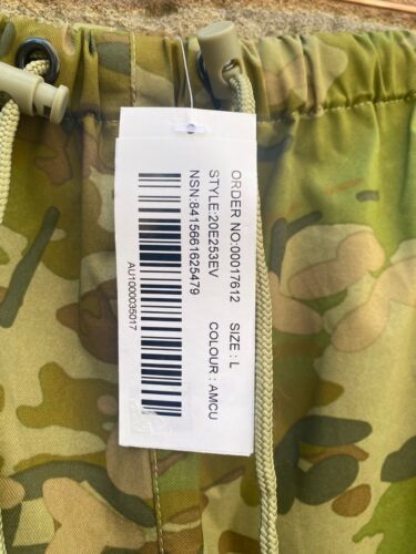 Australian Army AMCU Waterproof Overpants - L - 90/100cm - ADA Made Dec 2017 - Picture 3 of 3