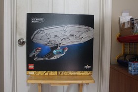 Lego 10356 Star Trek: U.S.S. Enterprise NCC-1701-D Sealed NIB TNG