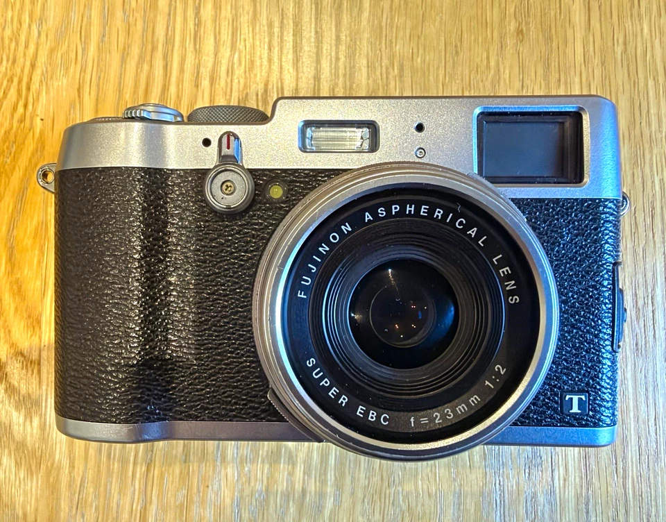 Fujifilm X100T, photo 1 of 5