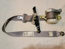 2002-2006 Toyota Camry Front Right Passenger Side Seat Belt Retractor OEM