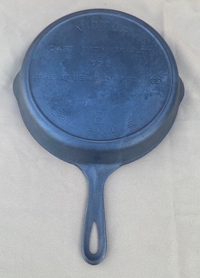Vintage VICTOR BY GRISWOLD #8 Cast Iron Skillet Fully Marked 722 Heat Ring USA