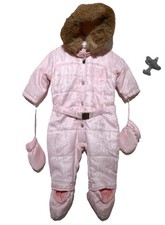 Dior Jumpsuit schräg zartrosa aus dem Hause Christian Dior, Größe 6 Monate