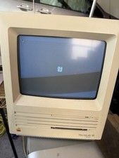 Vintage 1988 Apple Macintosh SE M5011 Computer Electronic POWERS ON