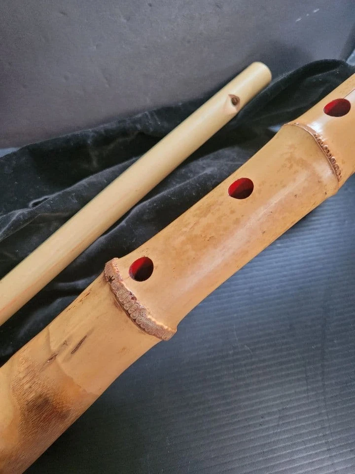 Shakuhachi bambú con grietas Foto 3 de 4