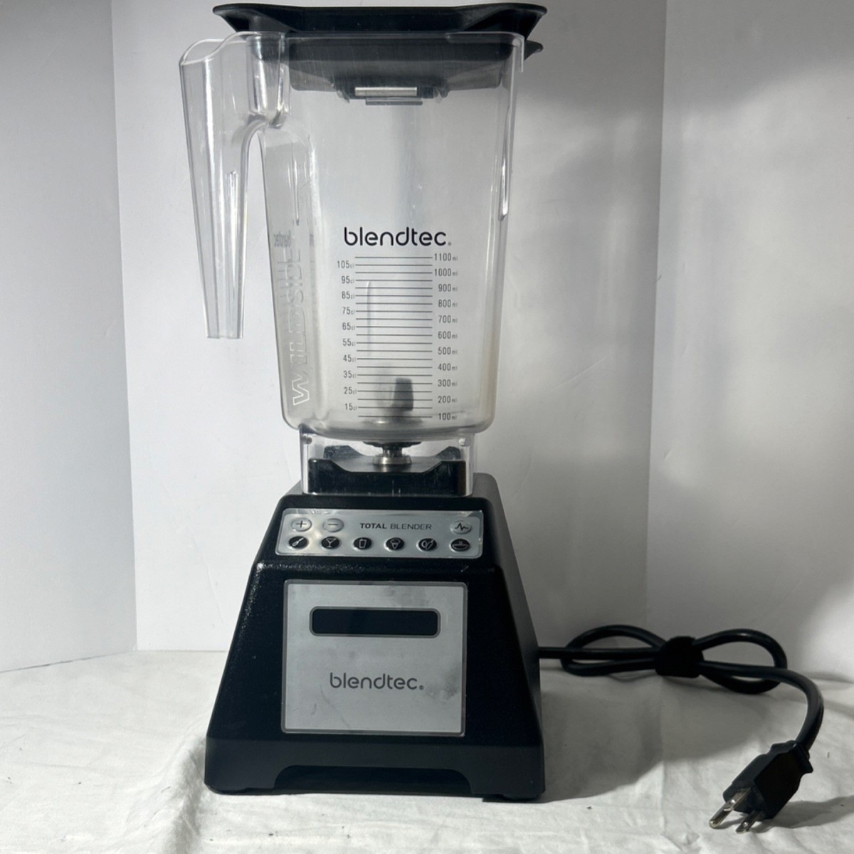 Blendtec ES3 Total Blender 1560W Black Silver LCD Display 90oz 6