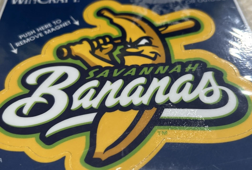 Imán troquelado Savannah Bananas WinCraft para interior o exterior logotipo béisbol Foto 3 de 3