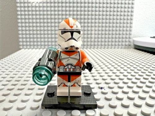 LEGO Star Wars Minifigure - 212th Attack Battalion Clone Trooper - SW0522