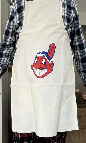 Vintage Chief Wahoo Cleveland Indians BBQ Apron, 32 " X 21", Very Clean, Nice - Picture 8 of 9