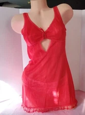 Vintage 60's - 70's Chemise Baby Doll European Retro Red Lace S