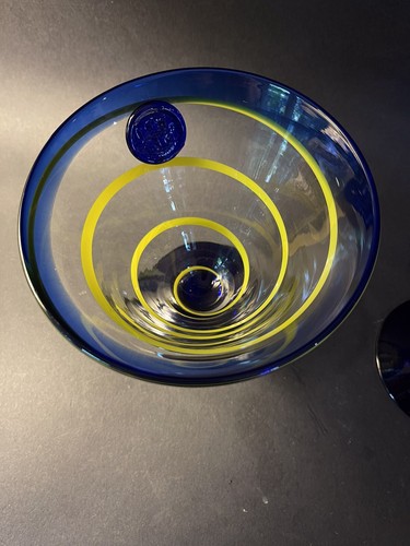 2 Royal Caribbean Kosta Boda Spiral hand blown martini glasses 5” nice - Picture 5 of 10