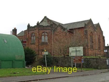 Photo 6x4 Two peas in a pod Milngavie Nissen Hut/Church! St. Pauls Churc c2007