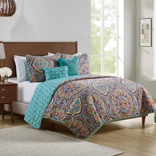 VCNY Home Yara Medallion 5 Piece Reversible Quilt Set, King, Aqua T4103476
