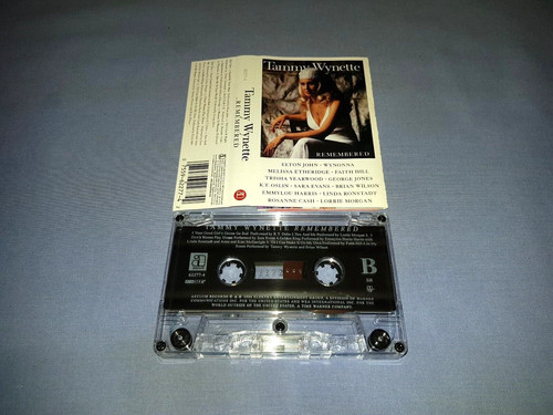 V/A TAMMY WYNETTE REMEMBERED CASSETTE TAPE ALBUM - Picture 2 of 2