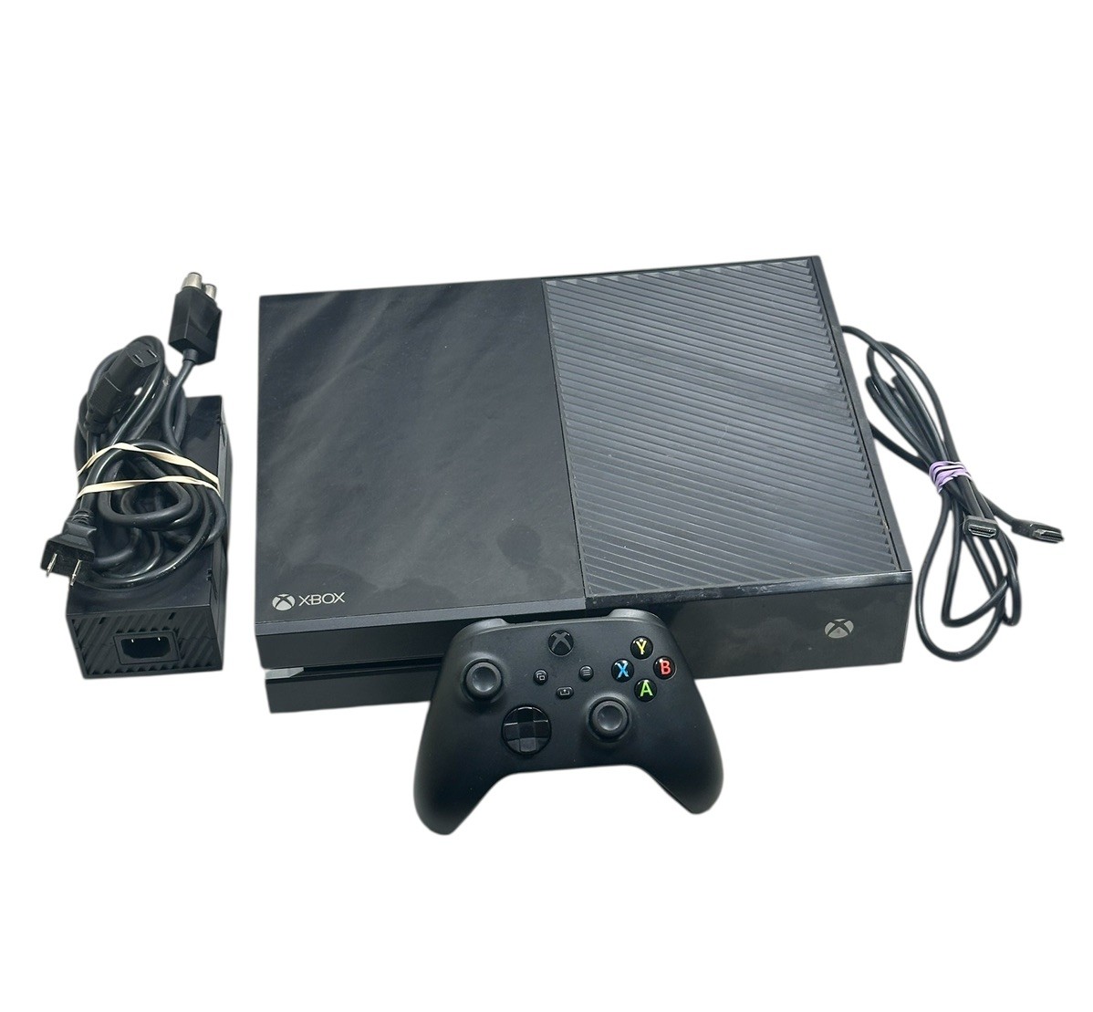 Microsoft Xbox One 1540 500GB Black Console System Bundle - Tested and Reset