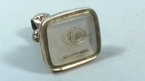 ANTIQUE GOLD PLATED INTAGLIO SEAL FOB BUTTERFLY SMALL