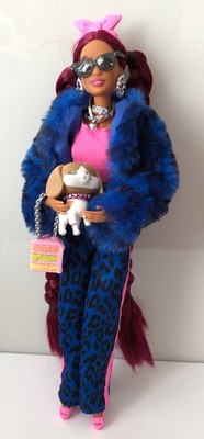 Barbie Extra Puppe #17 in Leoprint Hose & Felljacke
