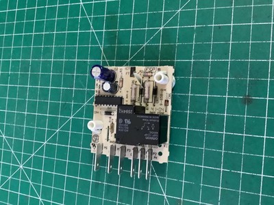 Whirlpool Kenmore 6105013 Refrigerator Control Board AZ180326 | NR2677