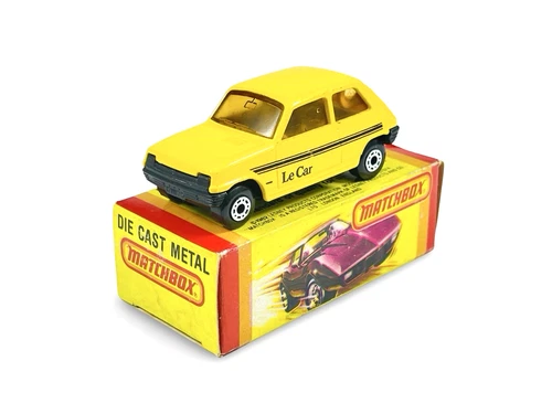 Matchbox Lesney Superfast MB21 Yellow Renault 5TL Le Car w/Yellow Picture Box