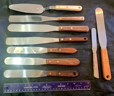 Lot of 9 Spatula Cake Icing Spreaders, Pastry Chef Decorating, Wilton, Robinson