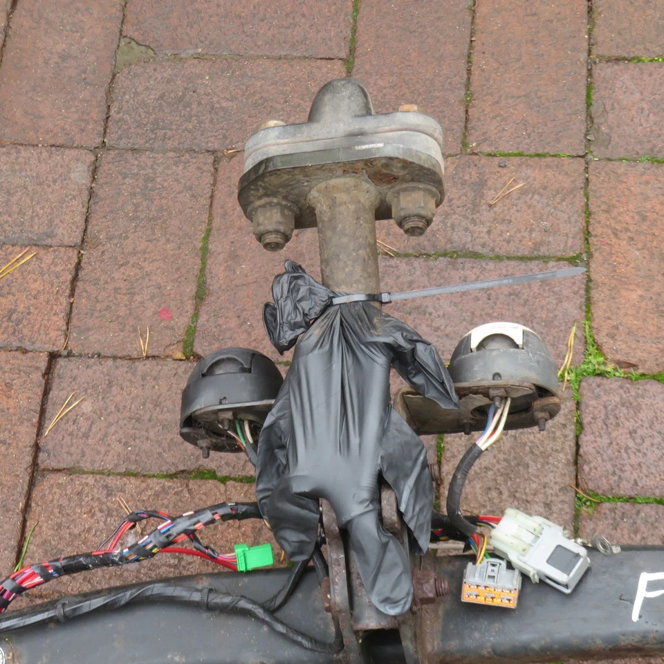 Land Rover Freelander 2 2009 HSE BARRA DE REMOLQUE Y FIJACIONES 6H52F19D520AA Foto 4 de 4