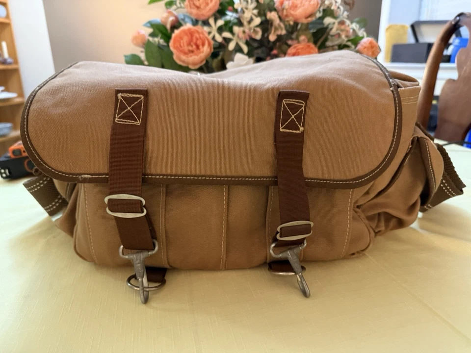 Bolsa para cámara profesional mediana/grande, construcción Cordura de nailon Ripstop 1000D Foto 2 de 4