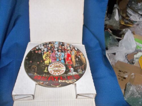 THE BEATLES SGT. PEPPER'S LHCB DELPHI PLATE LTD. EDITION BOXED N0. 11295D FAB ! - Picture 1 of 21