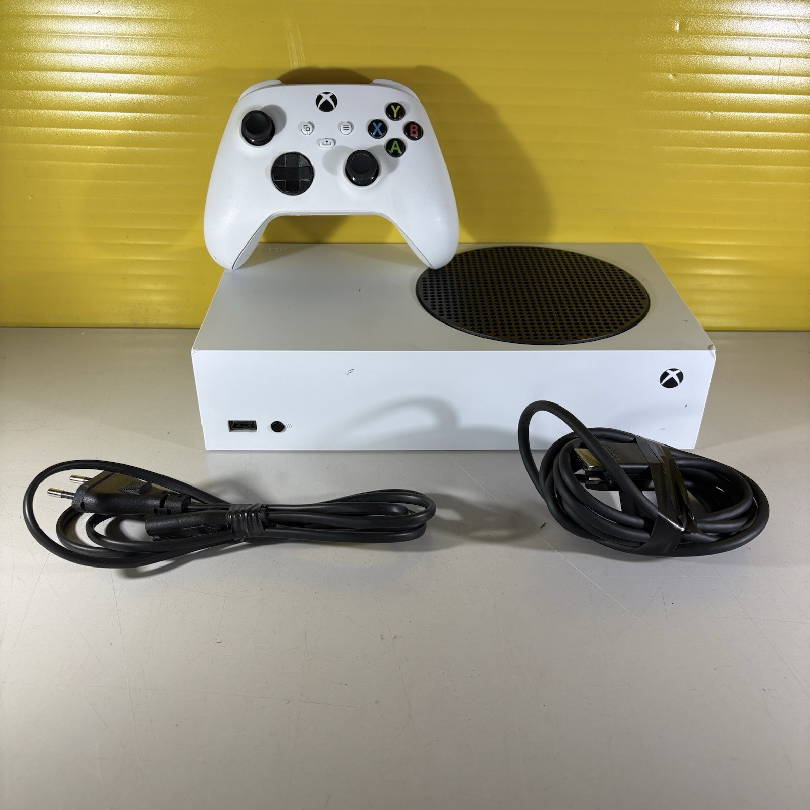 Console MICROSOFT XBOX SERIES S 512GB con Controller Originale e Cavi