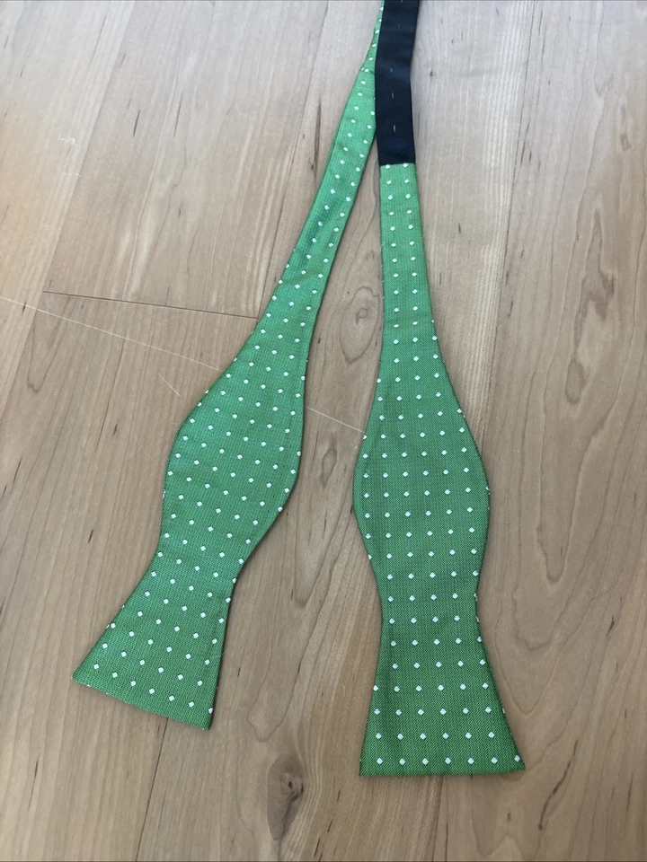 Corbatas de moño de seda tejidas con lunares Pensee para hombre usadas Foto 4 de 4