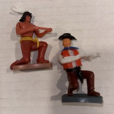 Vintage Plasty Indian Cowboy Plastic Toy Figures w Stand Western Germany Taiwan