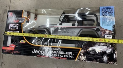 New Bright Jeep Wrangler Rubicon 1:6 Scale Radio Control Car 6699