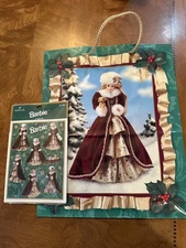 1996 Mattel Vintage Hallmark Christmas Barbie Gift Bags 13 x10 x 5  w/ stickers 