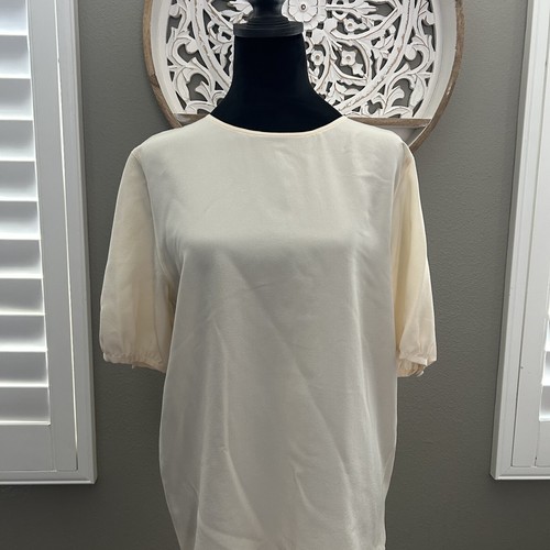 Vintage Salvatore Ferragamo Silk Short Sleeve Shirt Buttons Down Back Cream SZ8 - Picture 3 of 8