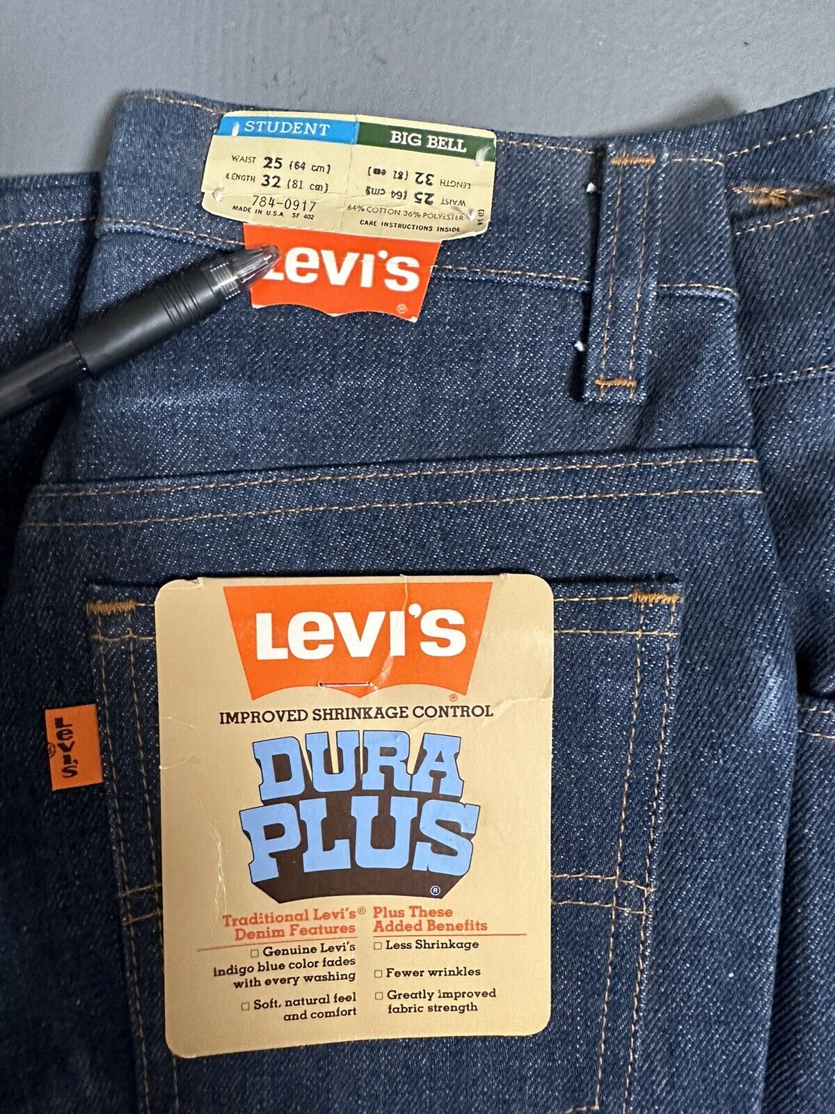 VTG Levi’s Dura Plus Student Tag W25 L32 Big Bell… - image 2