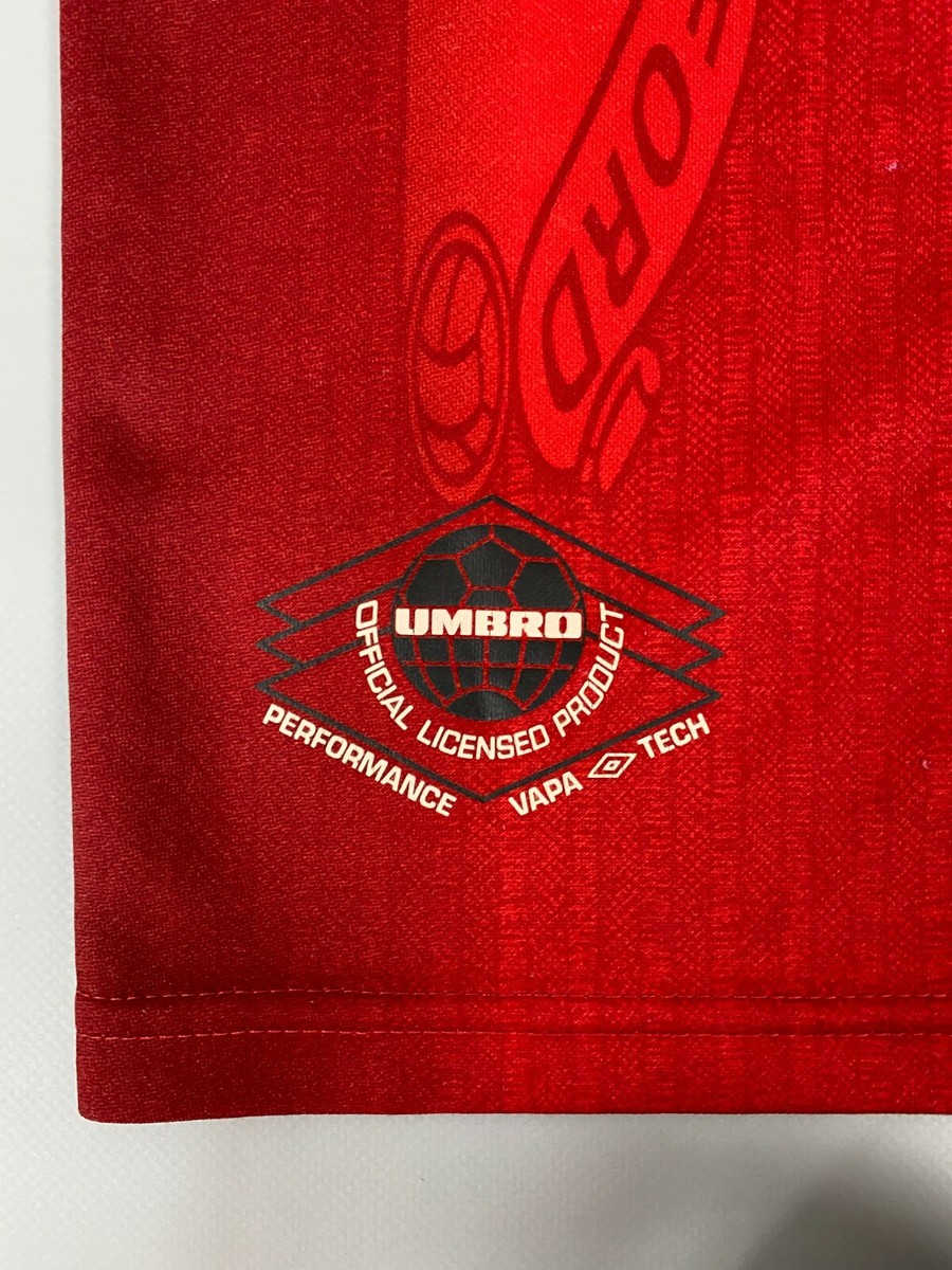 MANCHESTER UNITED 1996 1998 HOME SHIRT FOOTBALL SOCCER UMBRO MANCHESTER UNITED 1996 1998 HOME SHIRT FOOTBALL SOCCER UMBRO