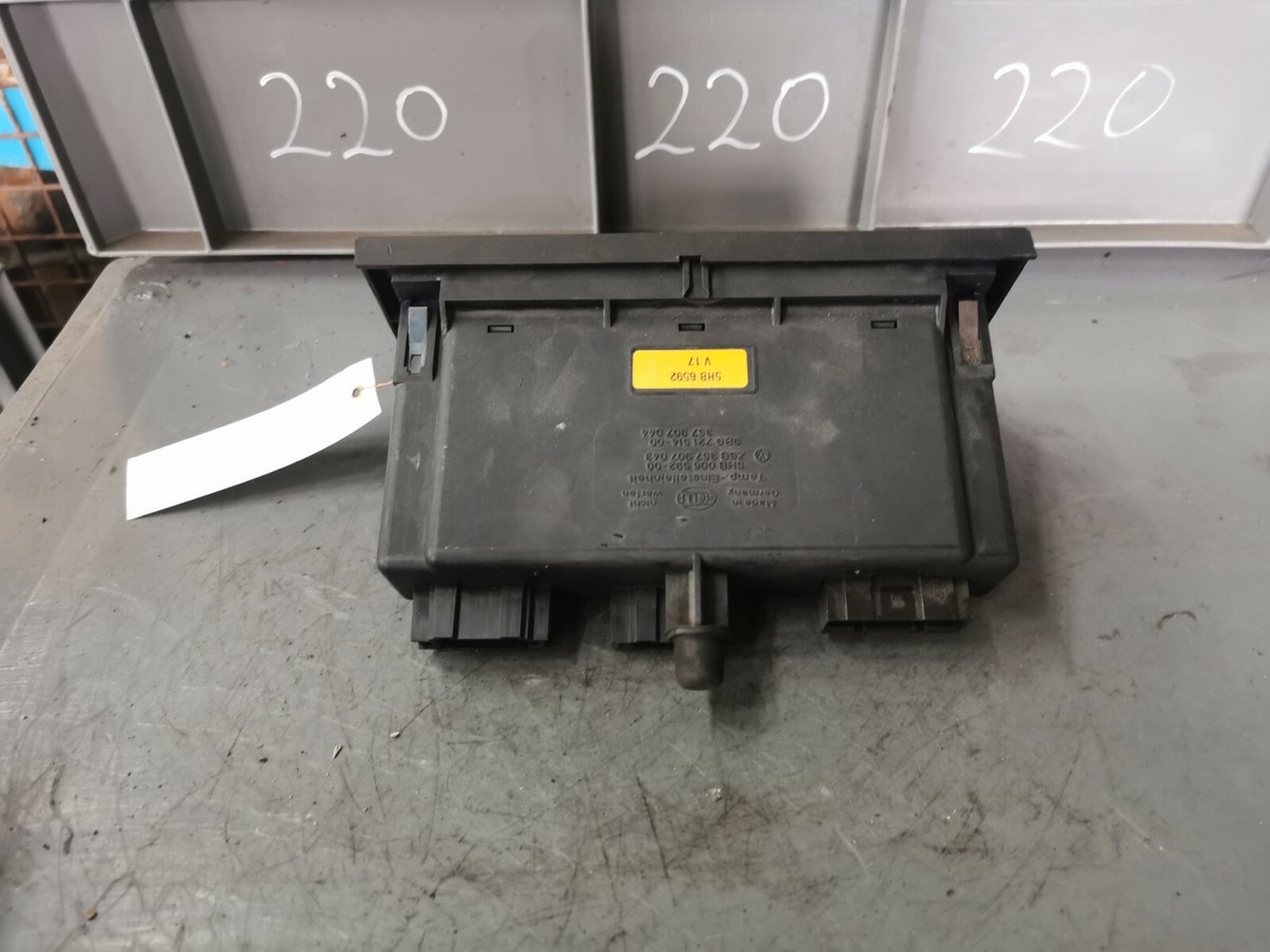 Original VW Golf Passat Syncro Santana 357907044 357907043 Temp  