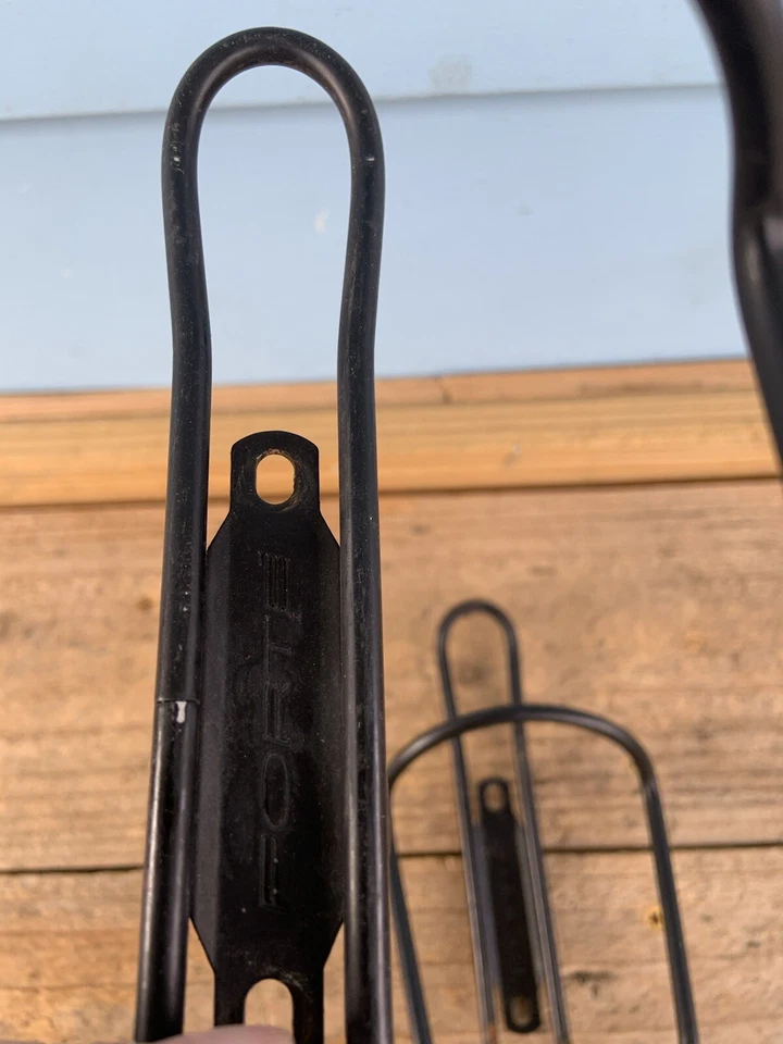 2 jaulas negras para botellas de agua Forte MTB bicicleta de carretera tour-se adapta a Schwinn Trek Foto 2 de 4