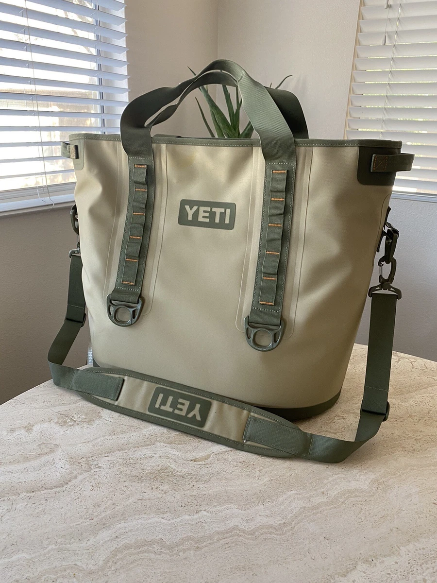 YETI® HOPPER™ Field Tan 40 Cooler