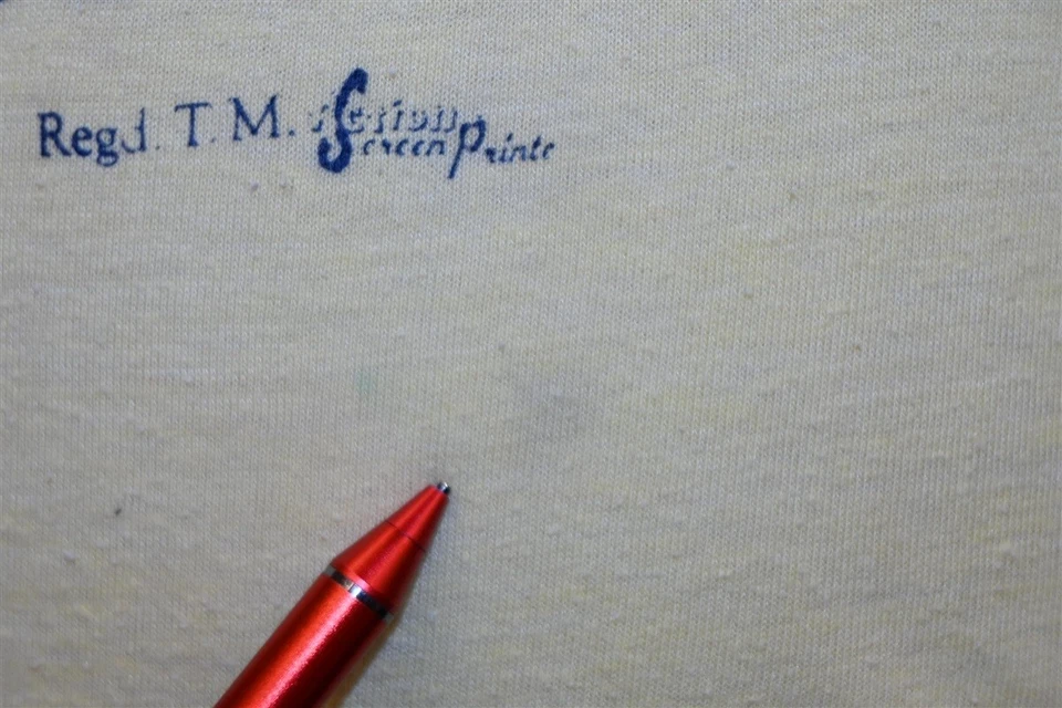 Camiseta de colección años 70 GRANDMA GO TO NEW ORLEANS & ALL I GOT IS THIS STINKIN JOVEN S  Foto 4 de 4