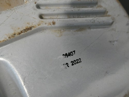 Pittsburgh PW-24 24" & PW-18 18" Aluminum Pipe Wrench Set - Picture 4 of 10