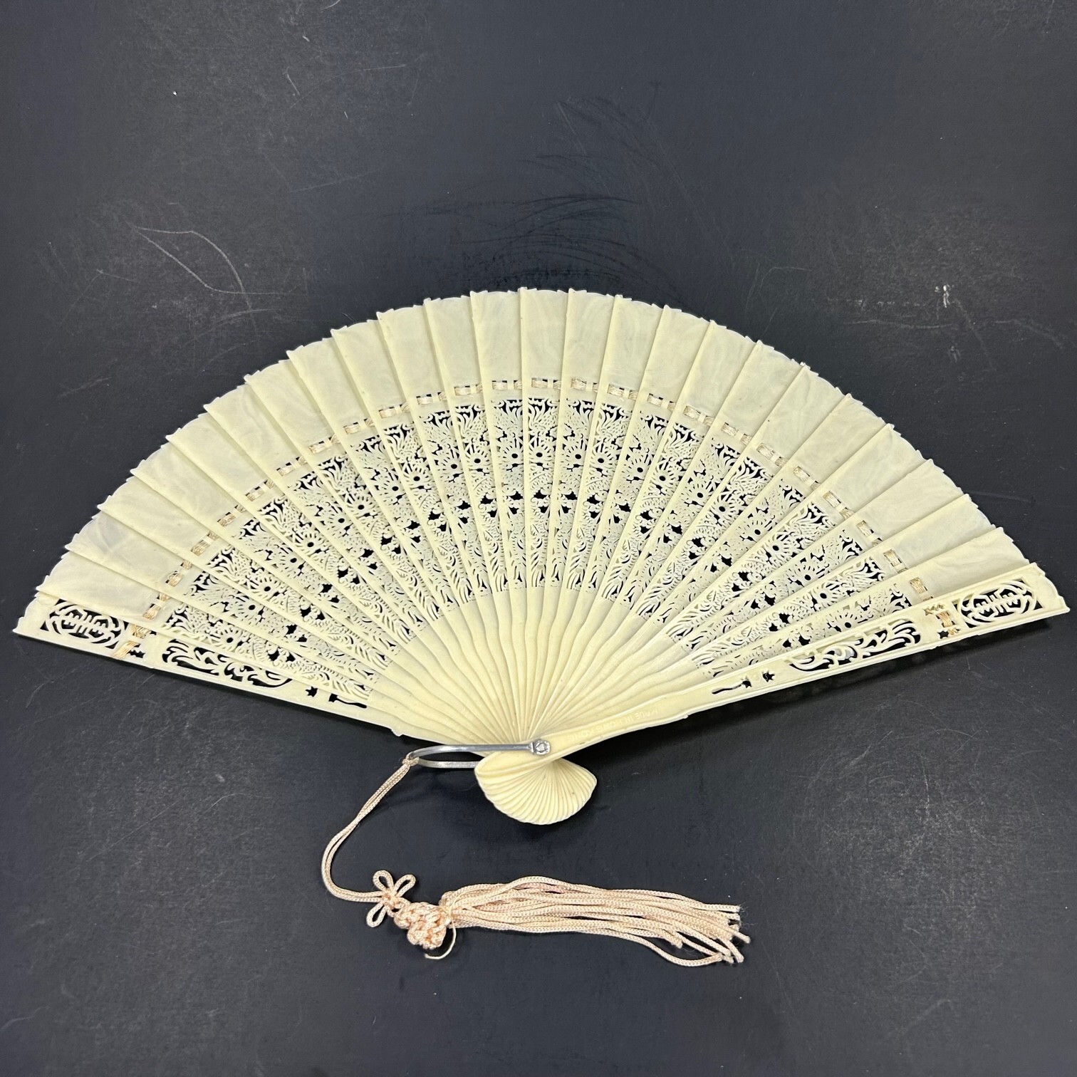 Vtg Celluloid Pierced Ladies Hand Fan Dragon Cream Ribbon Pink Tassel